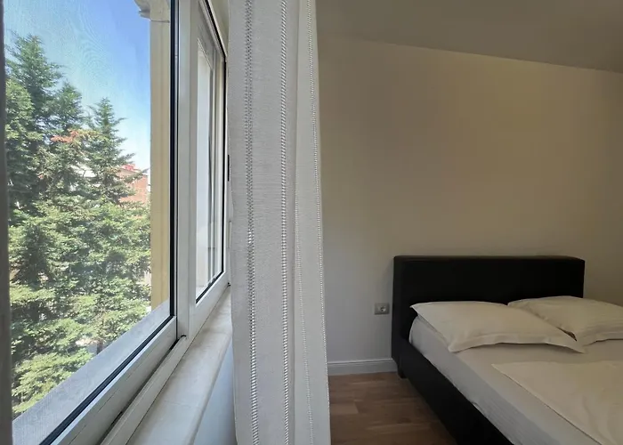 Lana Studio Apartman *