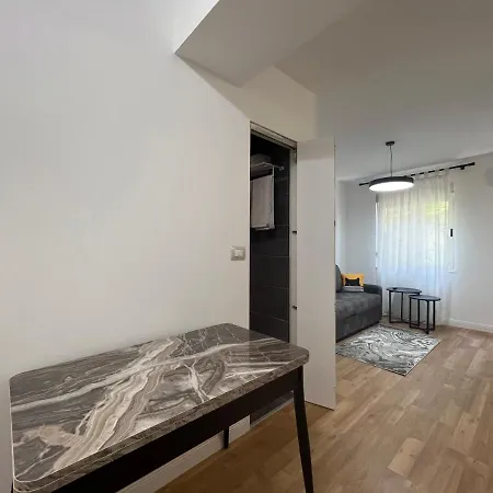 Apartment Lana Studio Tirana